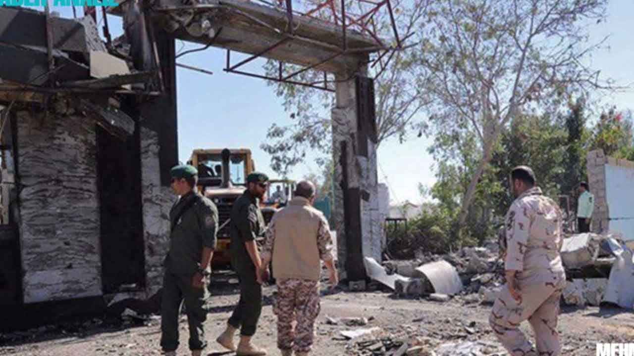 İran ordusunu vurdular! Ölüler var