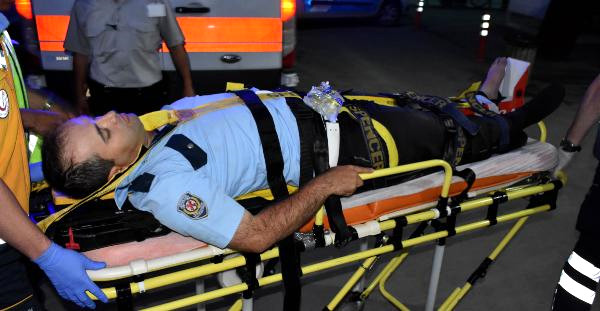 İran plakalı araç polise çarptı