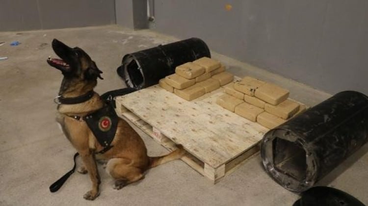 İran plakalı TIR’da 45 kilo eroin ele geçirildi