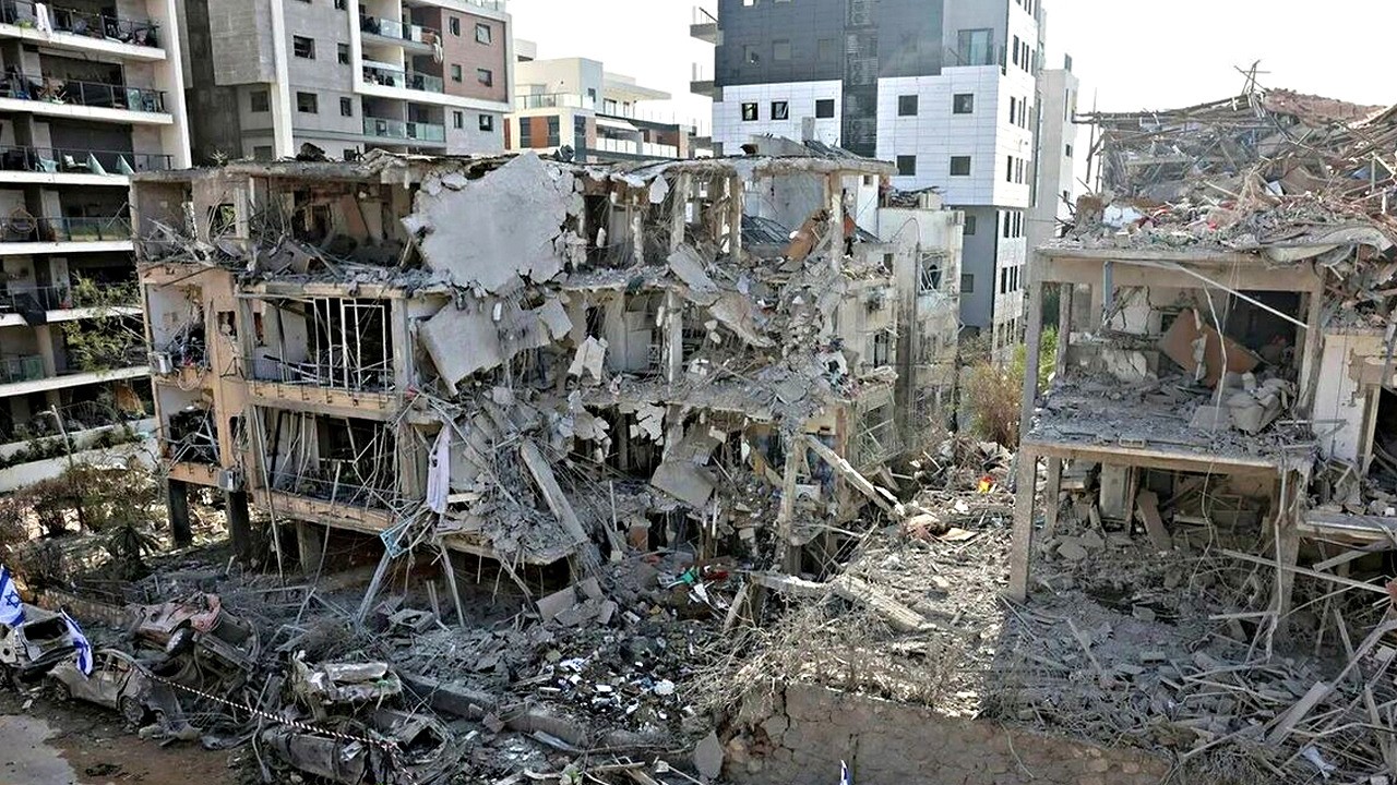 İran savaşa tamamen hazır! Siyonist gazete: İsrail savaşı sürdüremez tüm dünyaya duyurdu