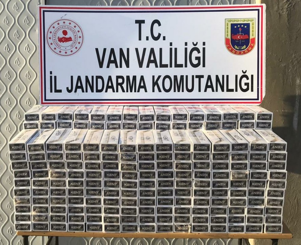 ran S n r nda 4 Bin 800 Paket Ka ak Sigara Ele Ge irildi Yeni Akit ran-s-n-r-nda-4-bin-800-paket-ka-ak-sigara-ele-ge-irildi-yeni-akit
