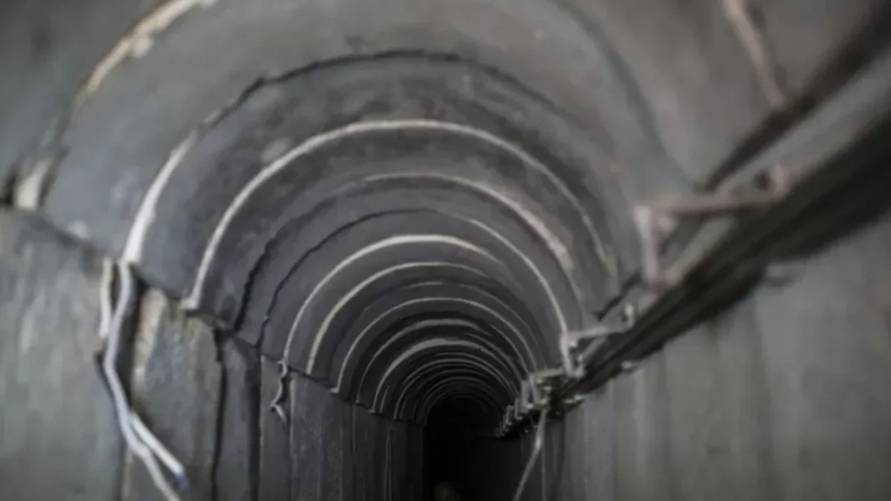 İran tarihinden bir ilk! Tahran'ın göbeğinde İsrail önlemi