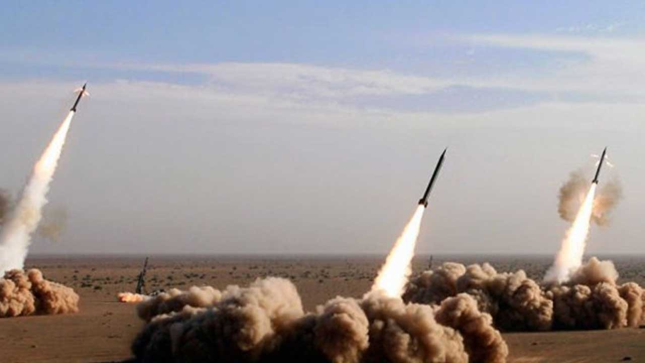 İran'a bir ülkeden destek! "Ellerimiz tetikte"