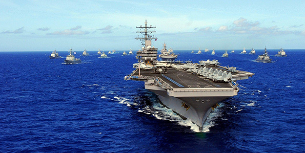 İran'a olay tehdit! 'Savaş gemisini yeniden bölgede tutma kararı aldılar'