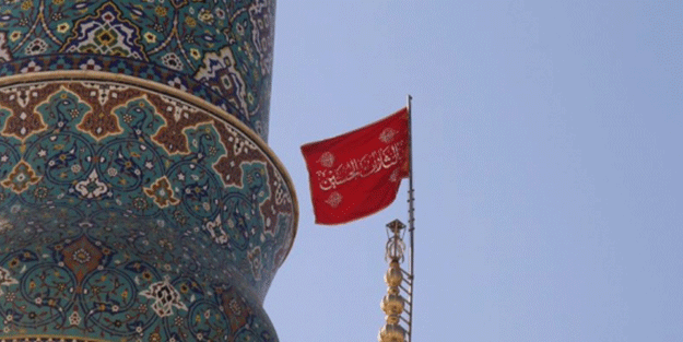 İran'da 4 yıl sonra ilk! Camiye astıkları bayrakla dünyaya mesaj verdiler!