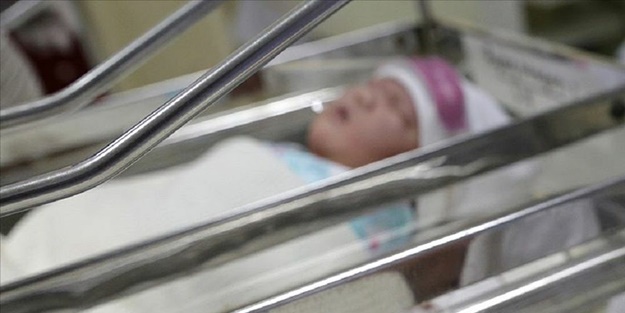 İran'da 800 gram doğan bebek koronavirüsü yendi