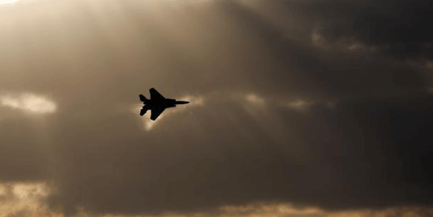 İran'da bu kez uçak düştü! Sabotaj iddiası gündeme bomba gibi düştü