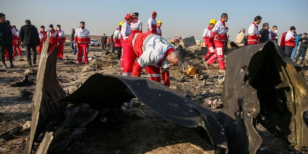 İran'da düşen uçak ile ilgili NATO'dan açıklama!