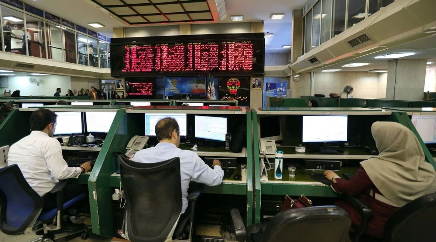 İran’da Ekonomik Savaş: Borsa Süresiz Kapatıldı!