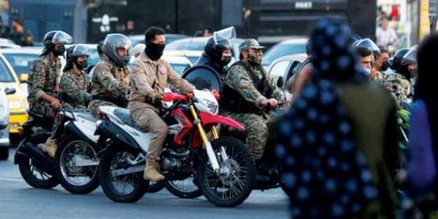 İran'da internet kısıtlamaları posta ve e-ticarete zarar veriyor