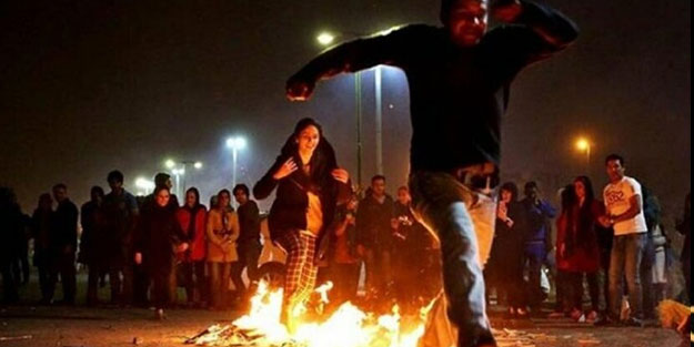 İran'da katliam gibi kutlama!