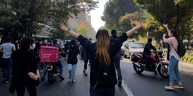 İran'da protestolarda ölenlerin sayısı açıklandı