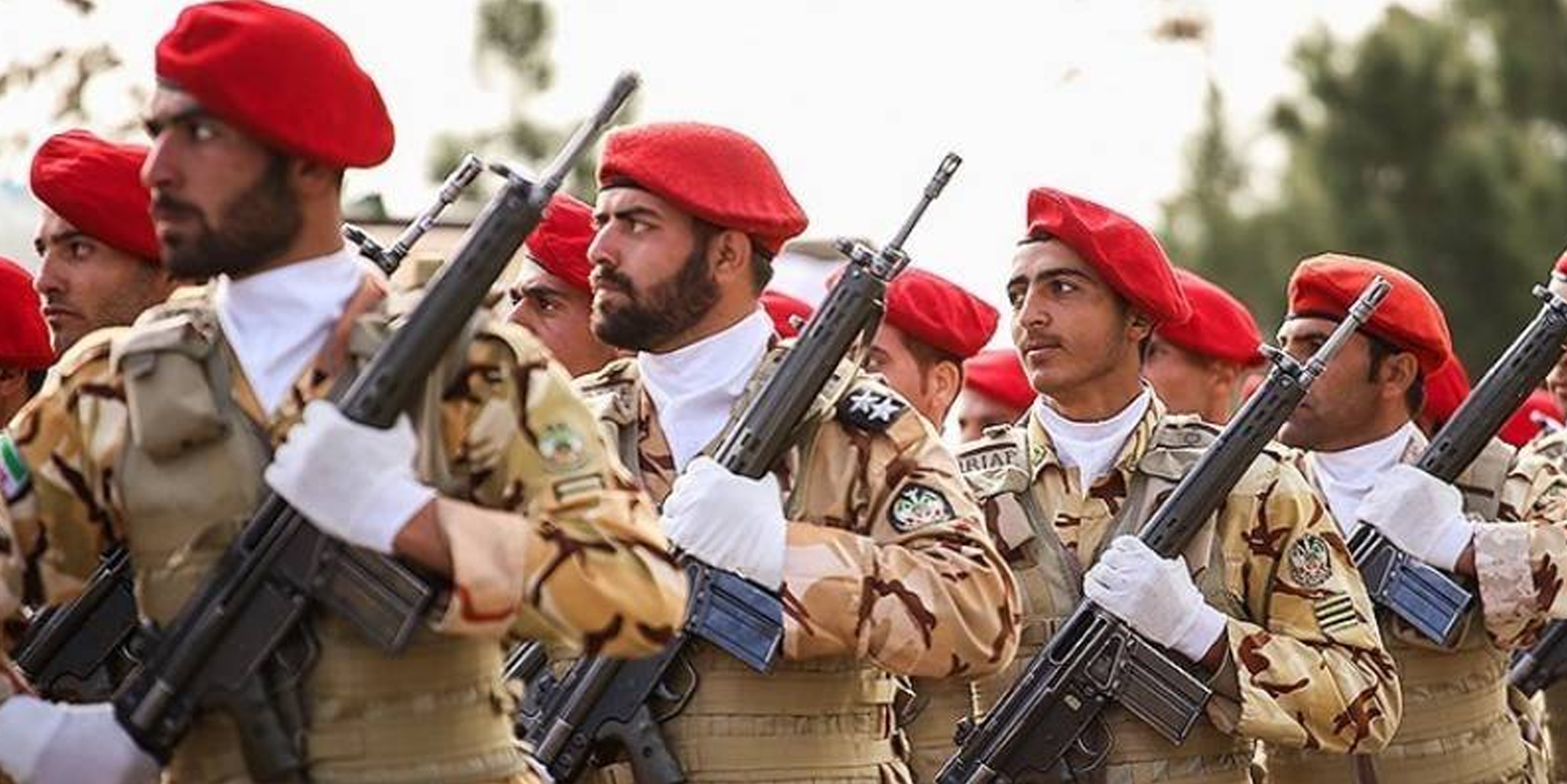 İran'da rejim güçleri arasında iç çatışma: 3 polis, 1 asker öldü