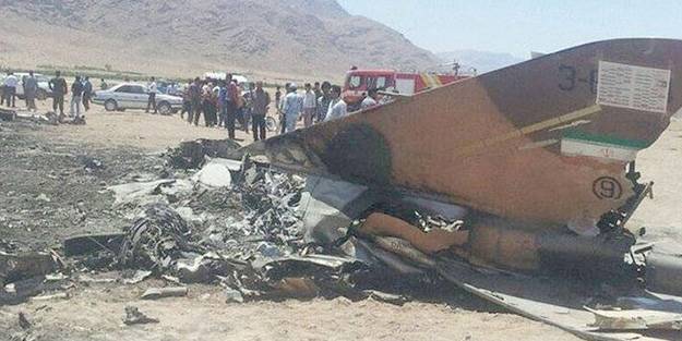 Komşuda savaş uçağı düştü