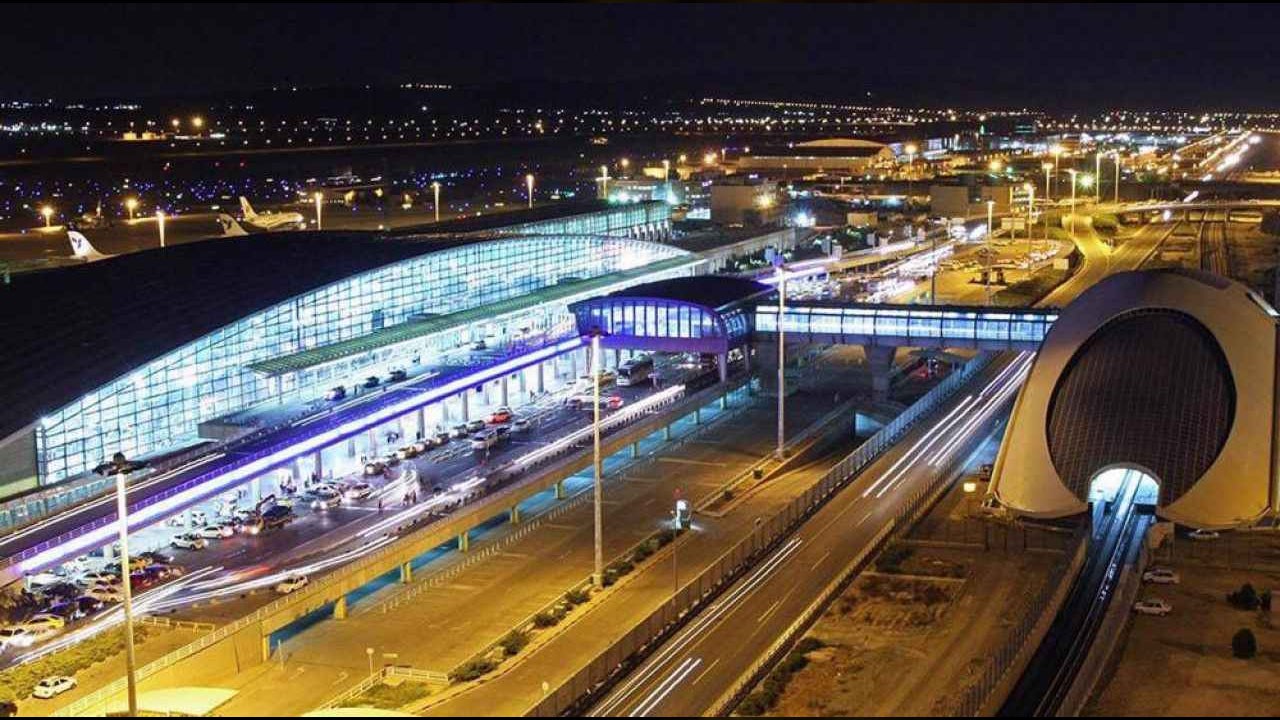 İran'da tüm uçuşlar iptal