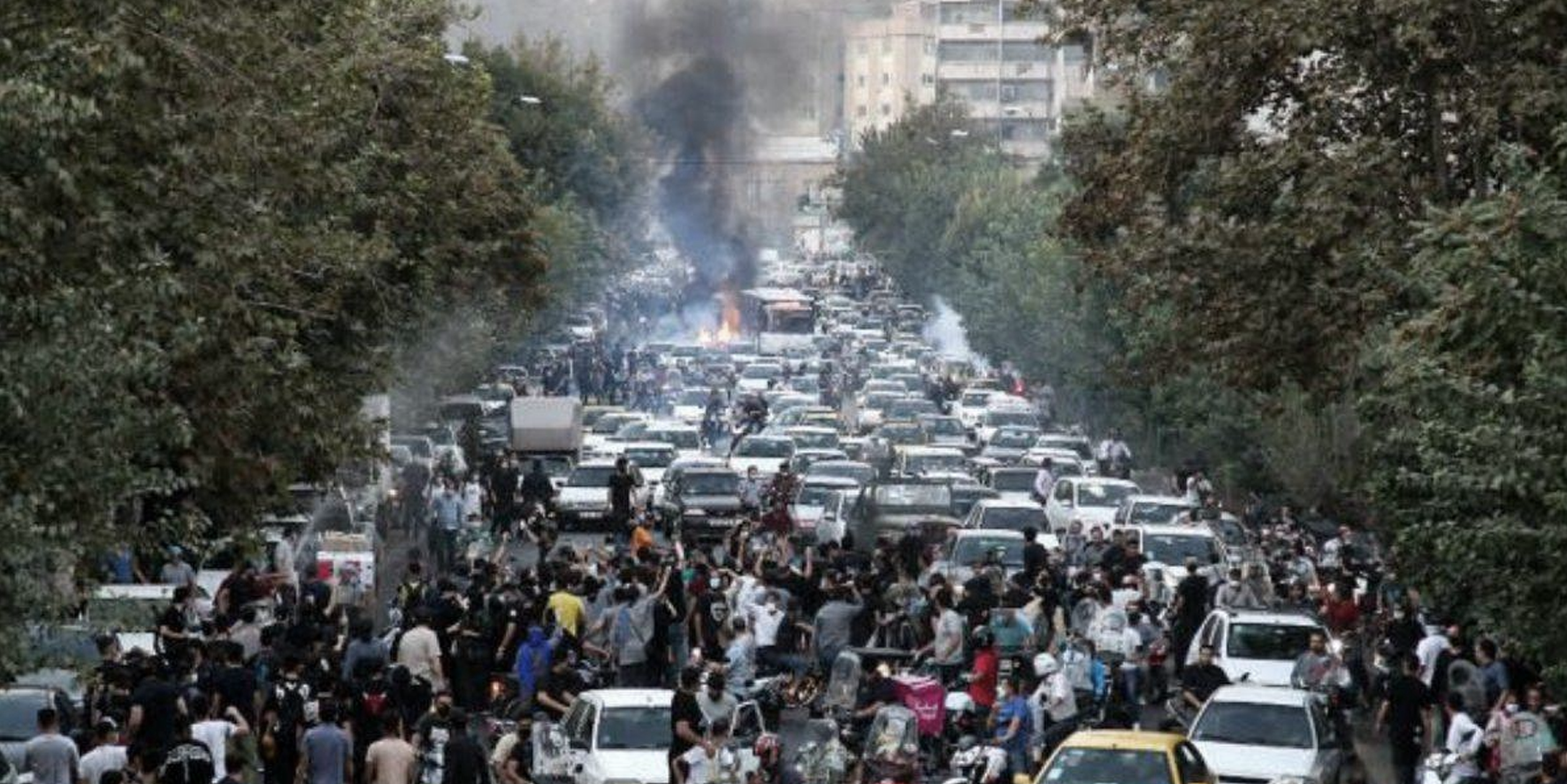 İran'da tutuklanan 2 çocuk...