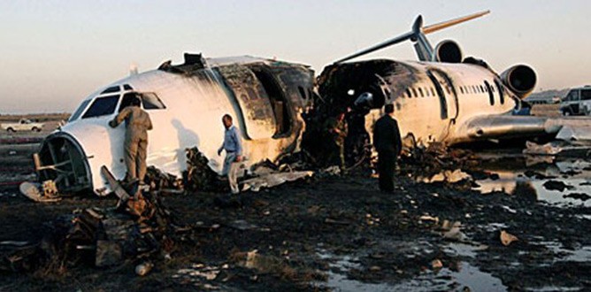 İran’da uçak düştü: En az 38 ölü