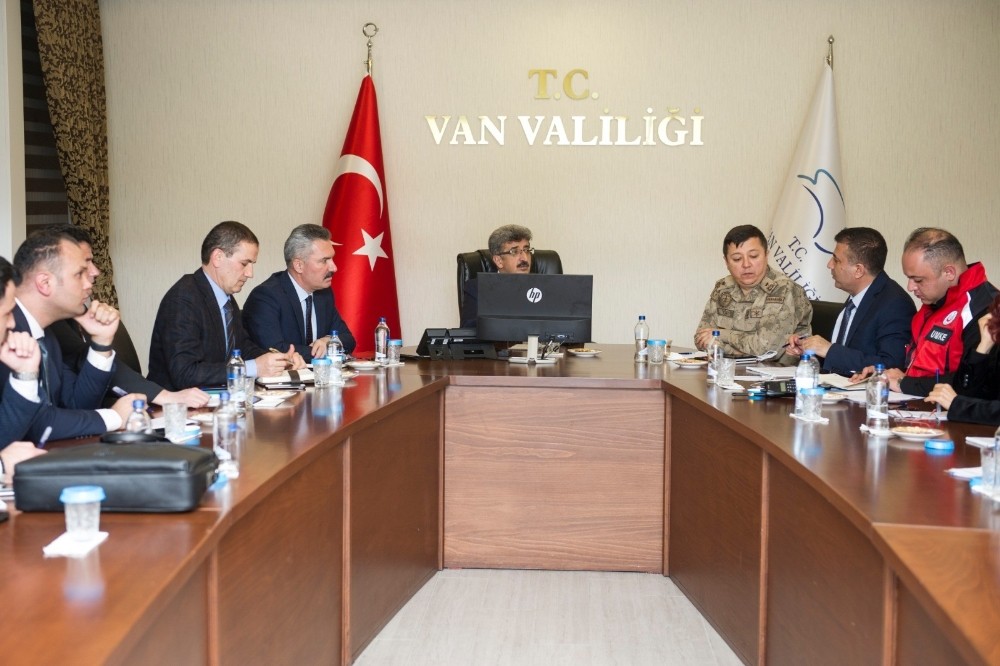 İran’daki ölümlerden sonra Van’da korona virüsüne karşı tedbirler alınıyor 