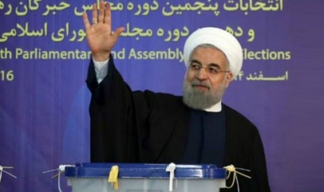 İran'daki seçimleri reformcular kazandı