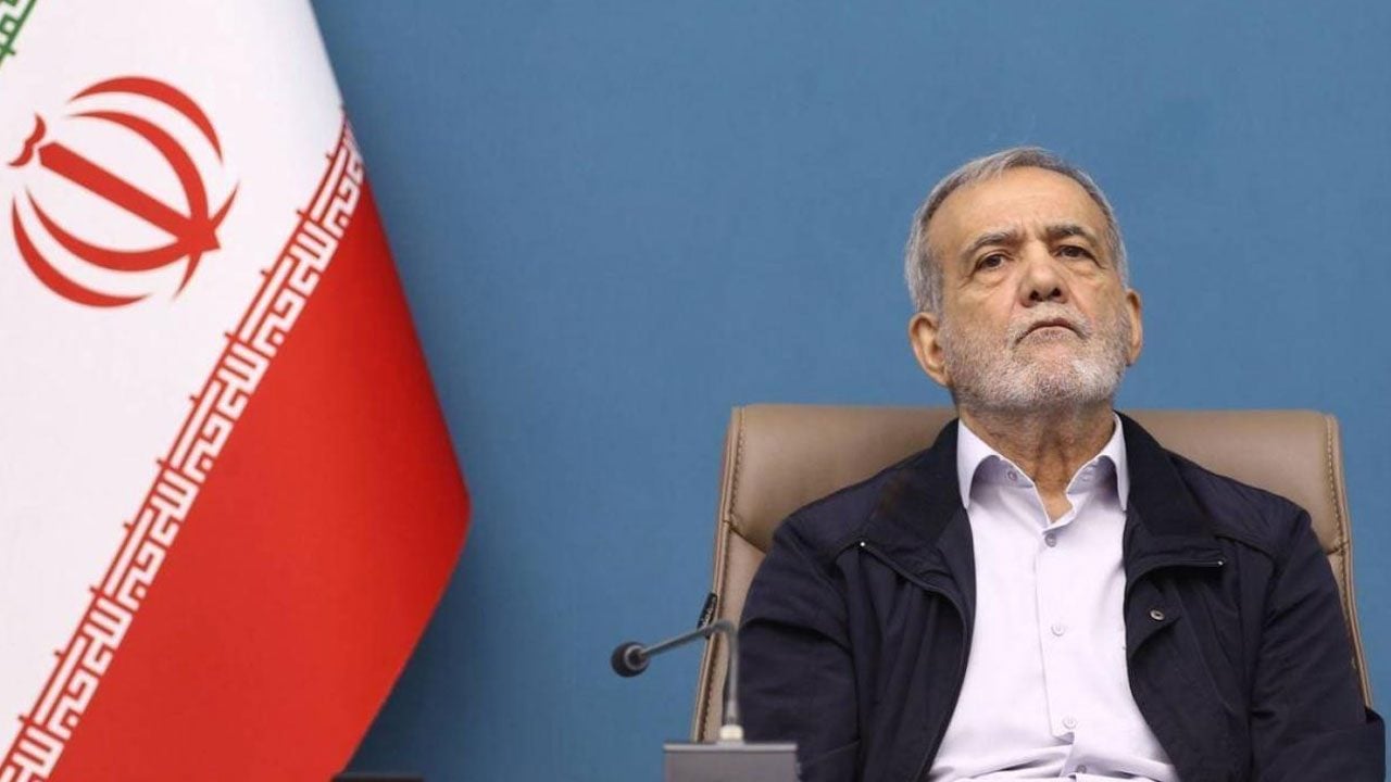 İran’dan ABD’ye rest: Asla teslim olmayacağız!