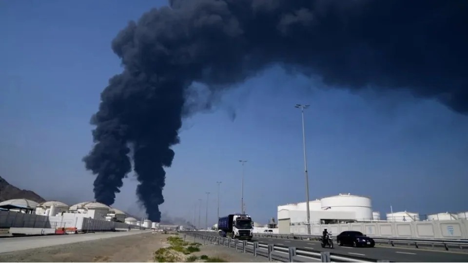 İran’dan ABD’ye son ihtar: "Bölgedeki tüm tesisleri boşaltın!"