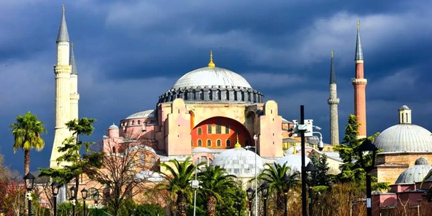 İran'dan Ayasofya çağrısı