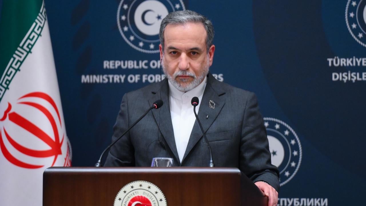 İran’dan Fransa’ya sert tepki: İki yüzlülüğünüz utanç verici