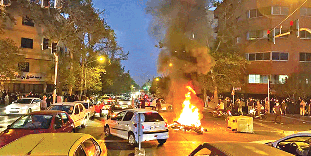 İran’dan IKBY’ye protesto bombaları