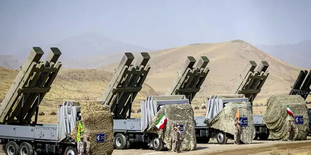 İran'dan Irak sınırında gözdağı