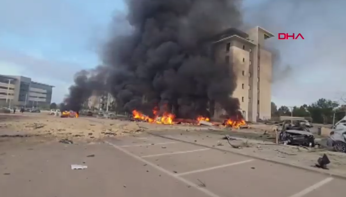 İran’dan İsrail’e füze yağmuru! Beerşeba alevler içinde kaldı