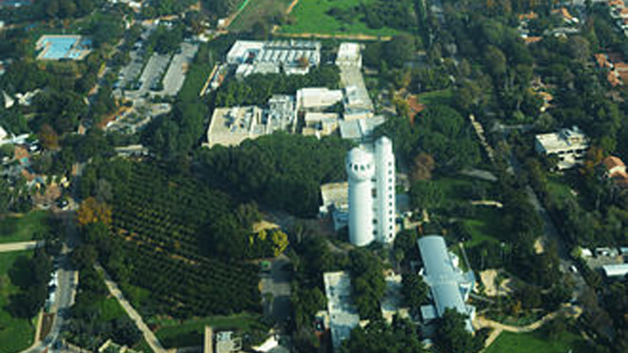 İran’dan İsrail’e nokta atışı! Stratejik bilim üssü yerle bir oldu