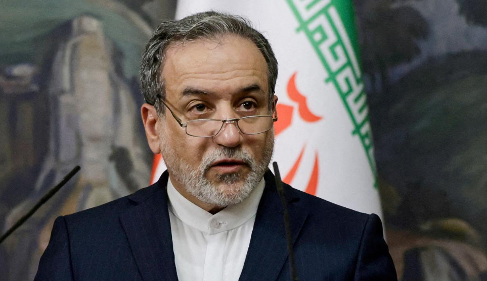 İran'dan Trump'a net mesaj: Füzelerimiz müzakere konusu değildir!