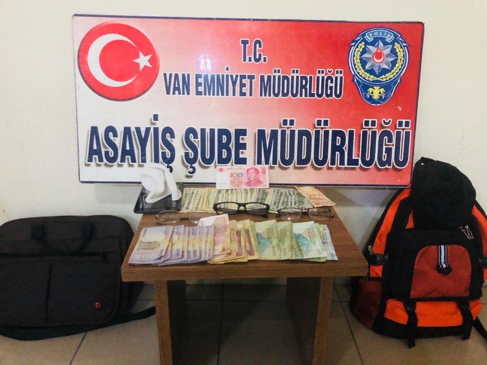 İran’dan turist olarak gelip Van’da hırsızlıktan tutuklandılar 