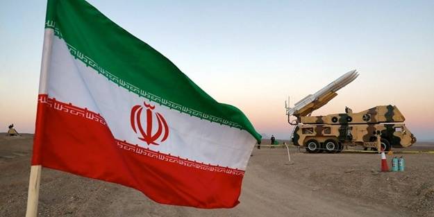 İran'dan Türkiye'nin güneyine dev askeri üs! Bölgeye silah yığıyor