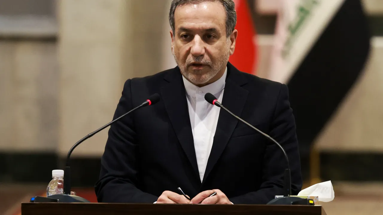 İran'ın 'Arap açılımı' devam ediyor: 12 yıl sonra Mısır'dalar!