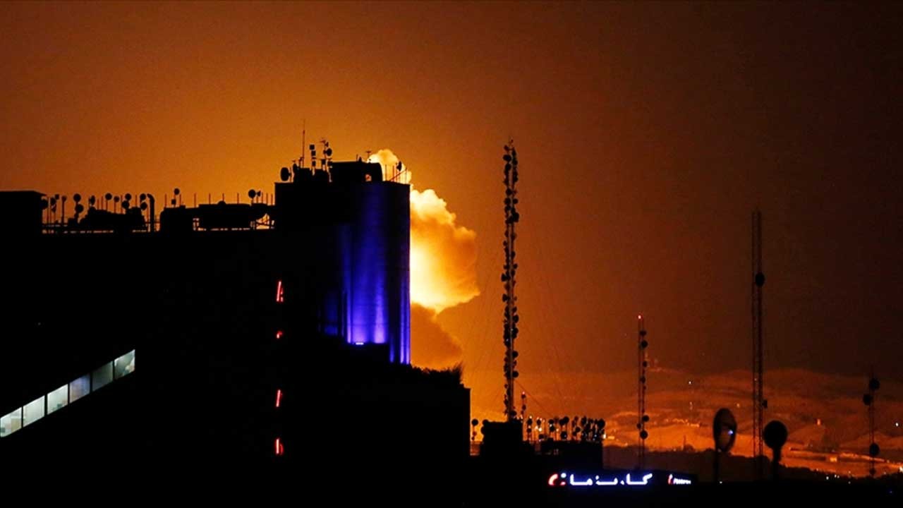 İran'ın başkentinde şiddetli patlamalar