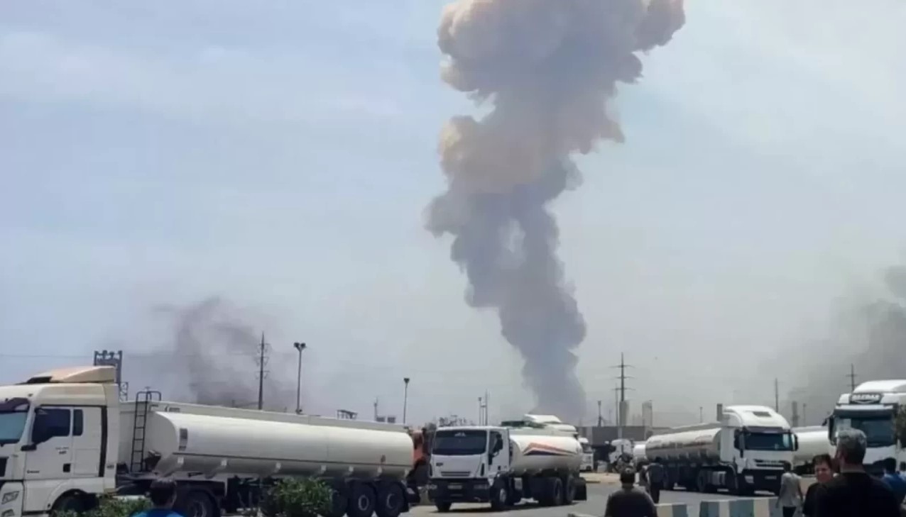 İran'ın en büyük petrokimya üretim tesisi vuruldu!