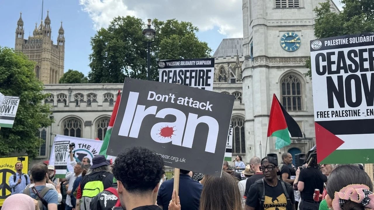 İran’ın Londra Büyükelçiliği'ndeki olay birdenbire oldu: 6 gözaltı! ortalık karıştı!