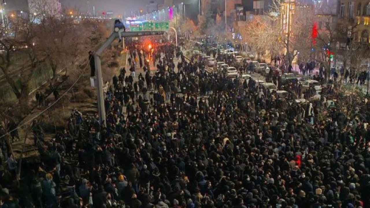 İran'la ilgili son dakika açıklaması: 800 idam durduruldu