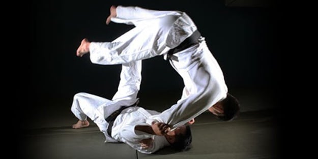 İranlı judoculara spordan 4 sene men cezası