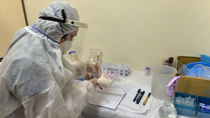 İranlı virolog Keyvani: Karantina tedbirlerinde geç kalındı