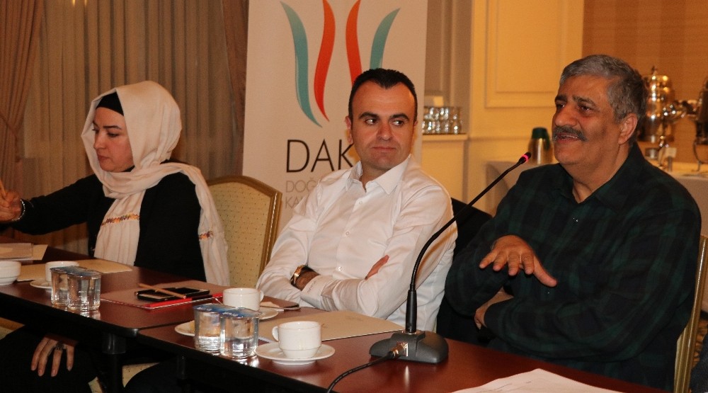 İranlı Yönetmen Abbas Rafei Vanlı sinemaseverlerle bir araya geldi 