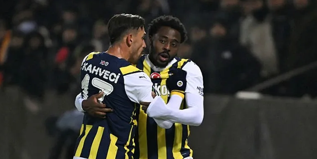 İrfan Can Kahveci çıldırdı! Tribünlere koştu ve...