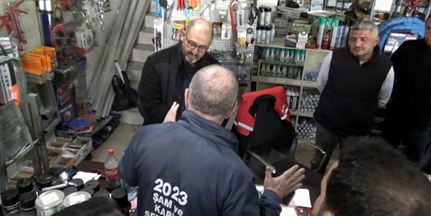 Irkçı Ümit Özdağ'a Suriyeli fırçası! Esnaf ağzının payını verdi