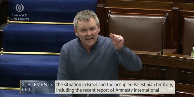 İrlanda Parlamentosu üyesinden Batı'ya tokat gibi sözler!