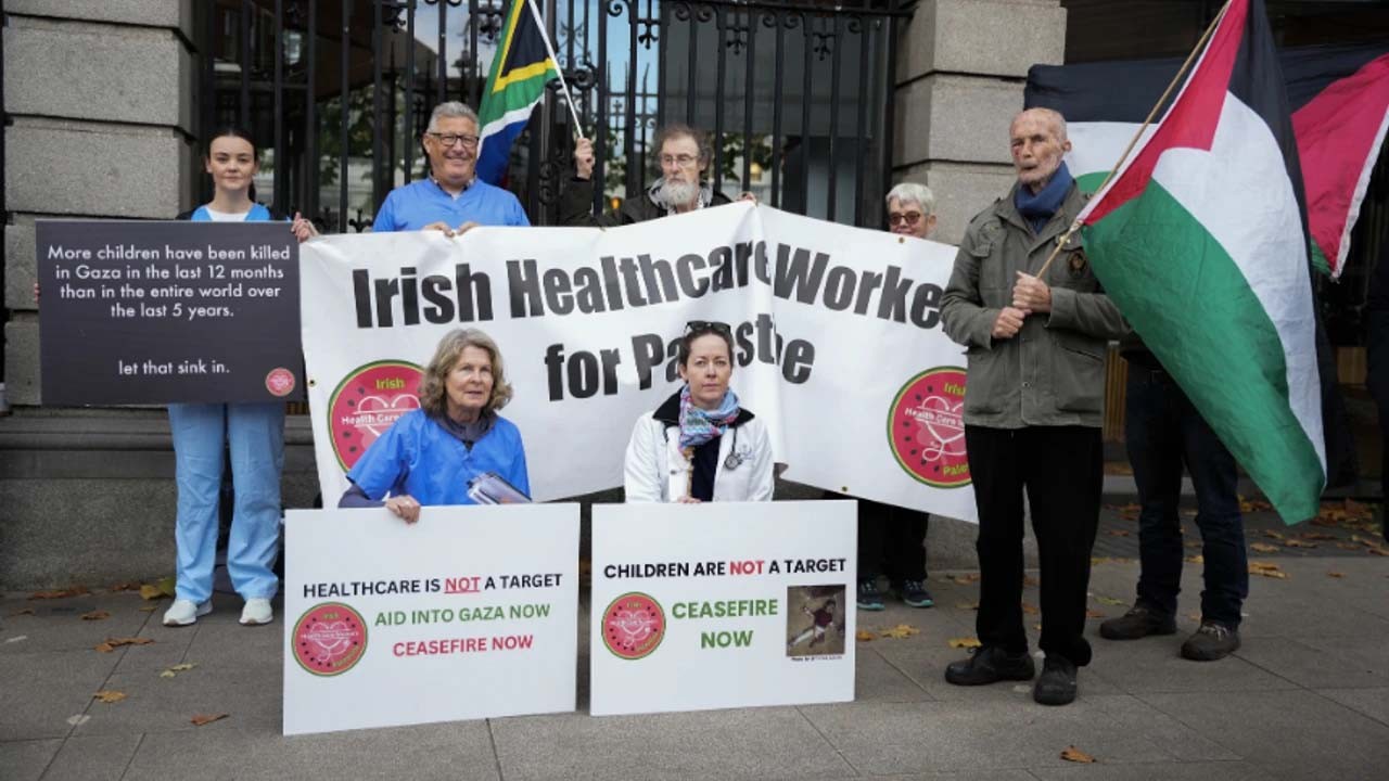 İrlanda'da Terör devleti İsrail'in ürünleri için protesto: Halk sokaklara indi!