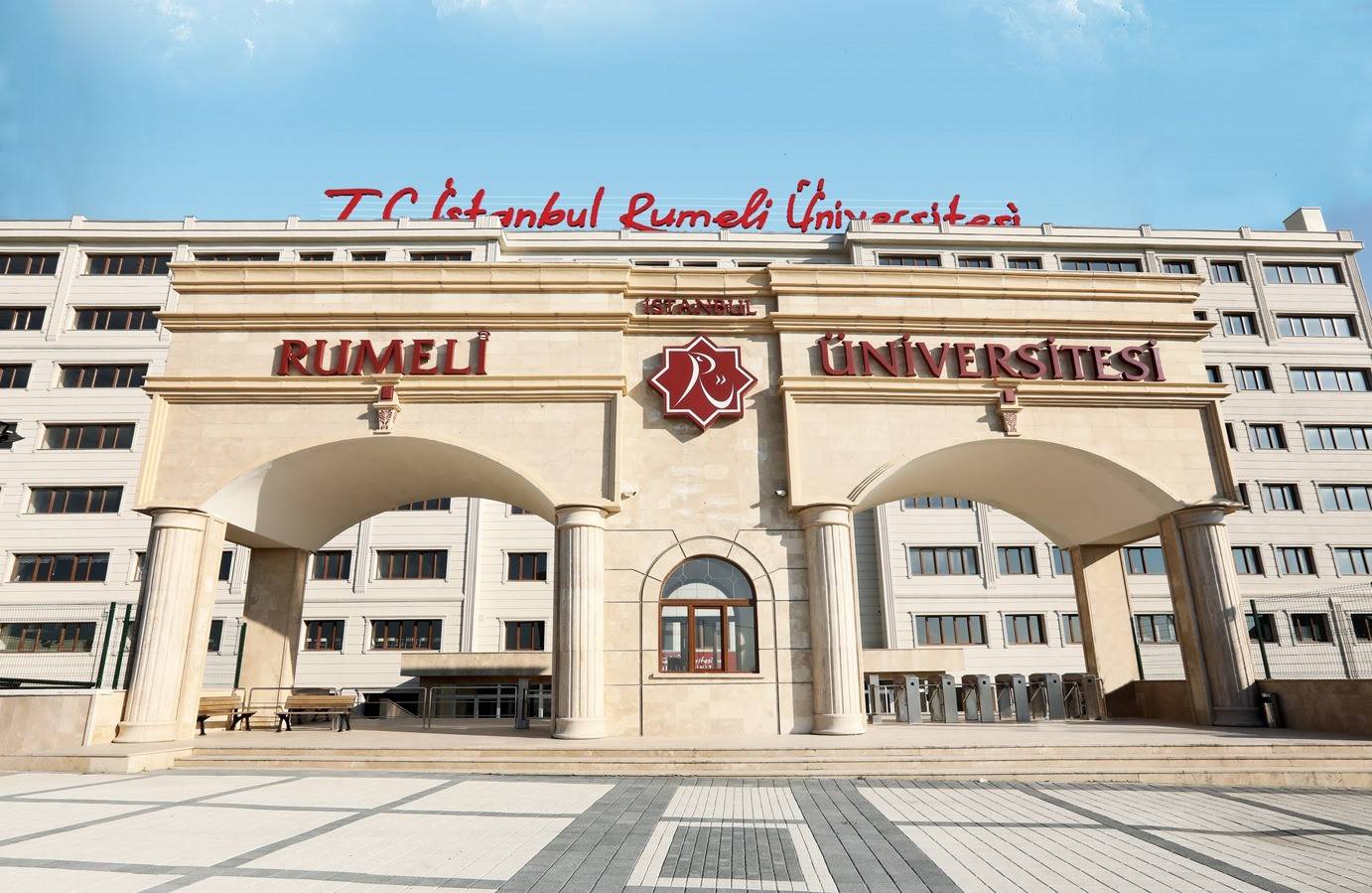 İRÜ öğretim üyesi alacak