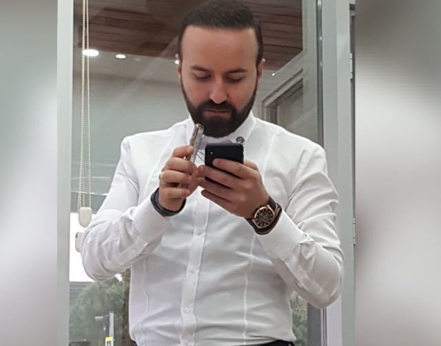 İş adamı Çelik’ten Ferrari açıklaması: “O kişi ben değilim, benzerlikten dolayı mağdur oldum” 