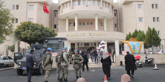 İş adamını kaçırıp, parasına ve gayrimenkulüne el koyan 4 kişi tutuklandı