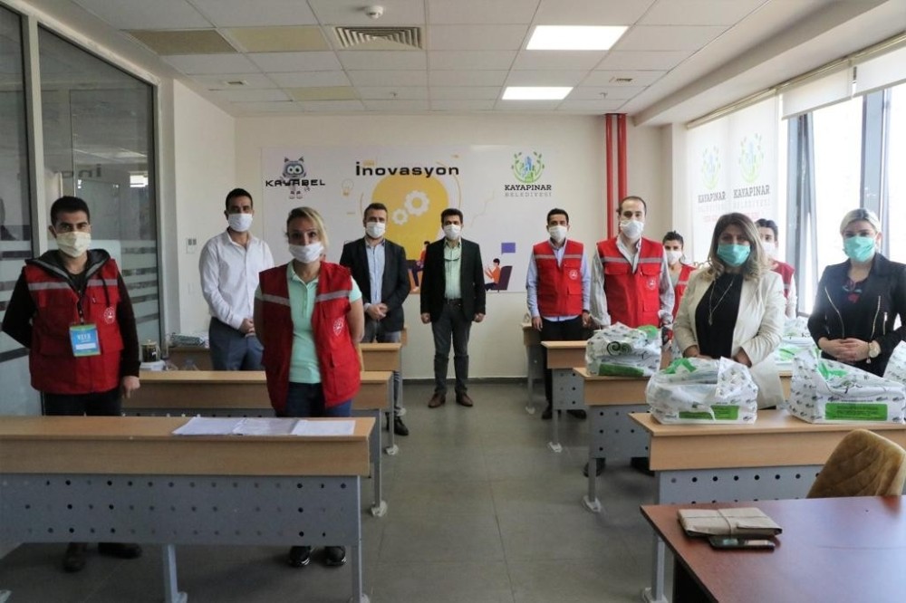 İş adamlarından Vefa Sosyal Destek Grubuna moral ziyareti 
